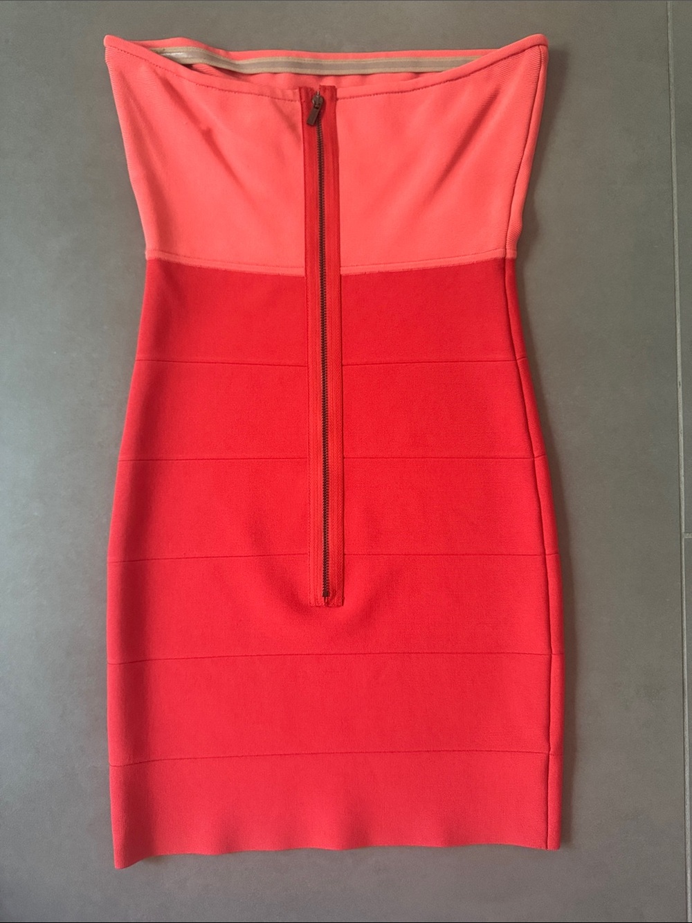 BCBG MAXAZRIA Strapless Two-Tone Coral Bodycon Dress size Small - Picture 4 of 5